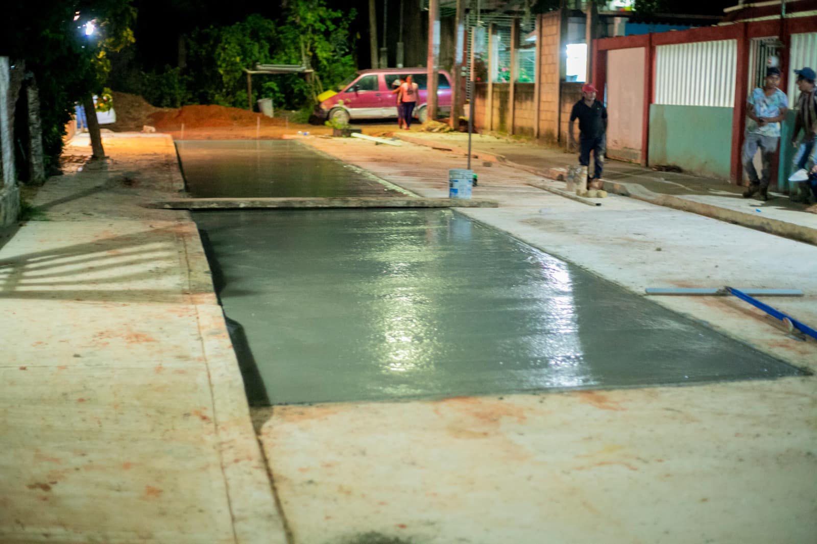 Trabajos De Pavimentación Con Concreto Hidráulico En La Calle Puebla De ...